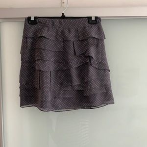 Club Monaco grey silk pleated mini skirt sz 2